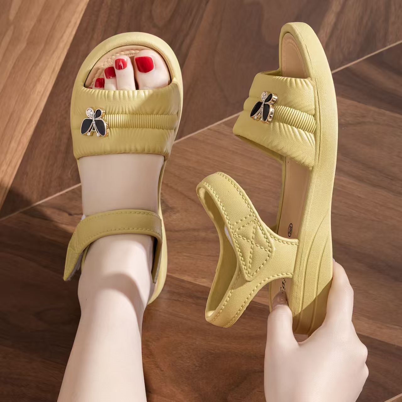 Sandalias de playa de suela pl - Velcro Strap Sandal reseña y precio